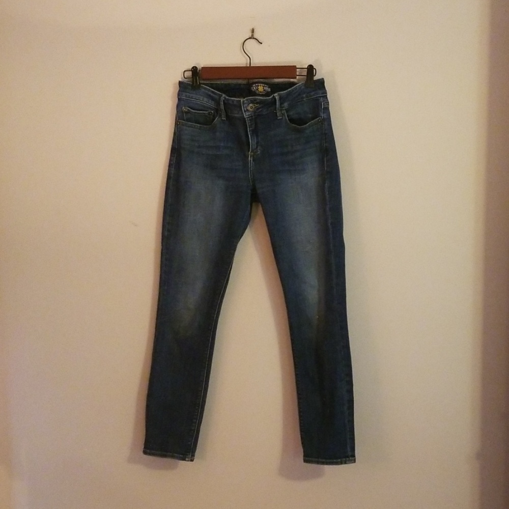 Women's jeans